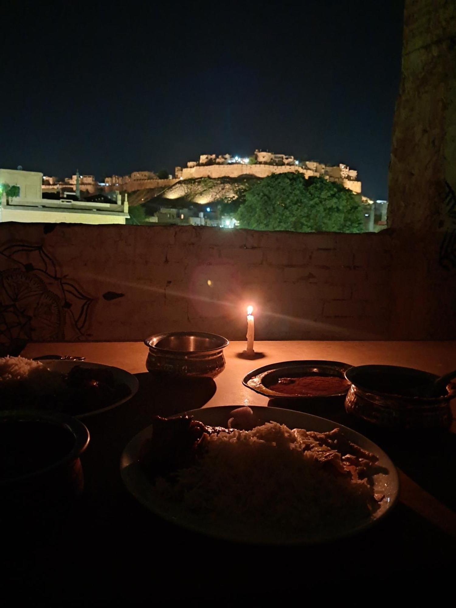 Neem Guest House Jaisalmer Bagian luar foto