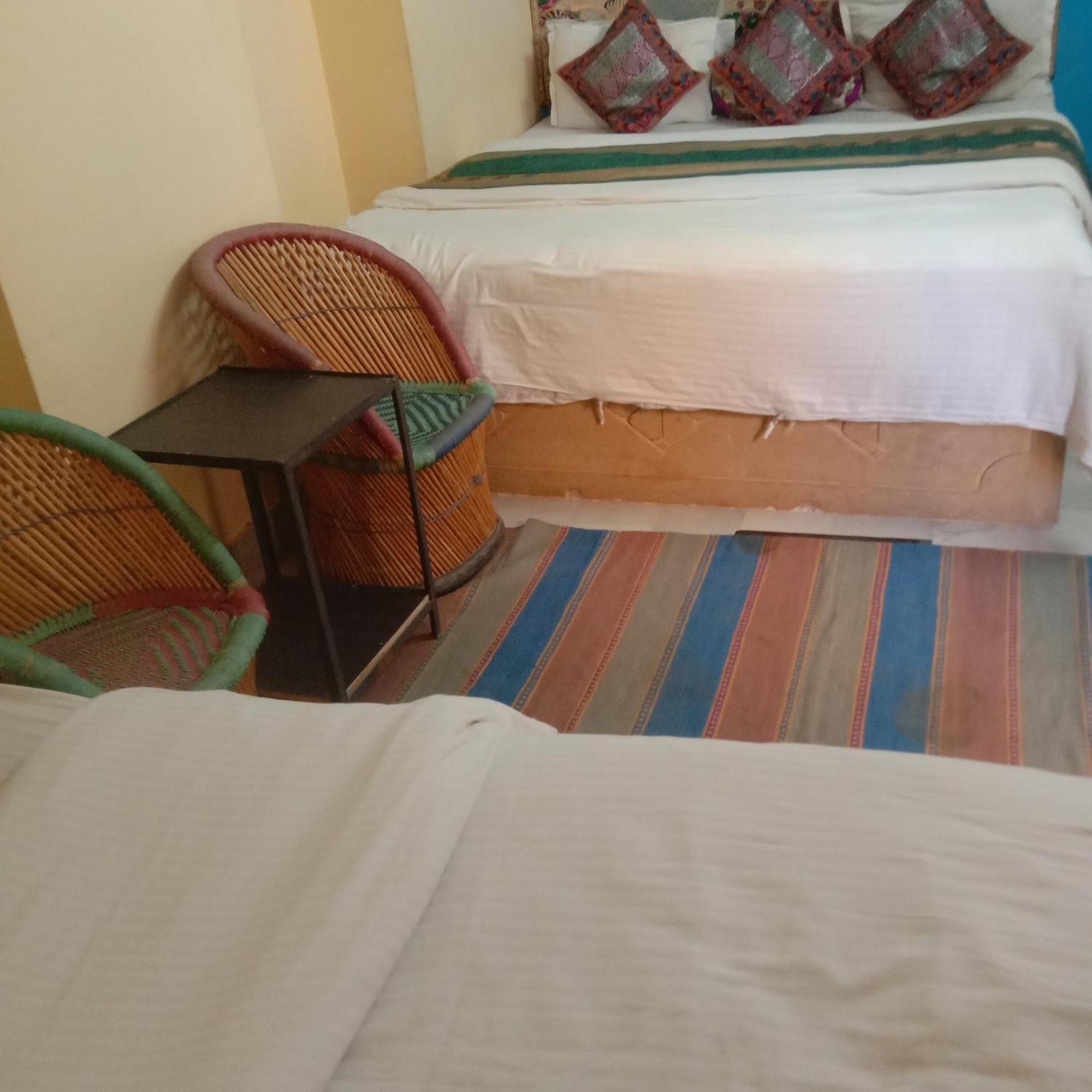 Neem Guest House Jaisalmer Bagian luar foto