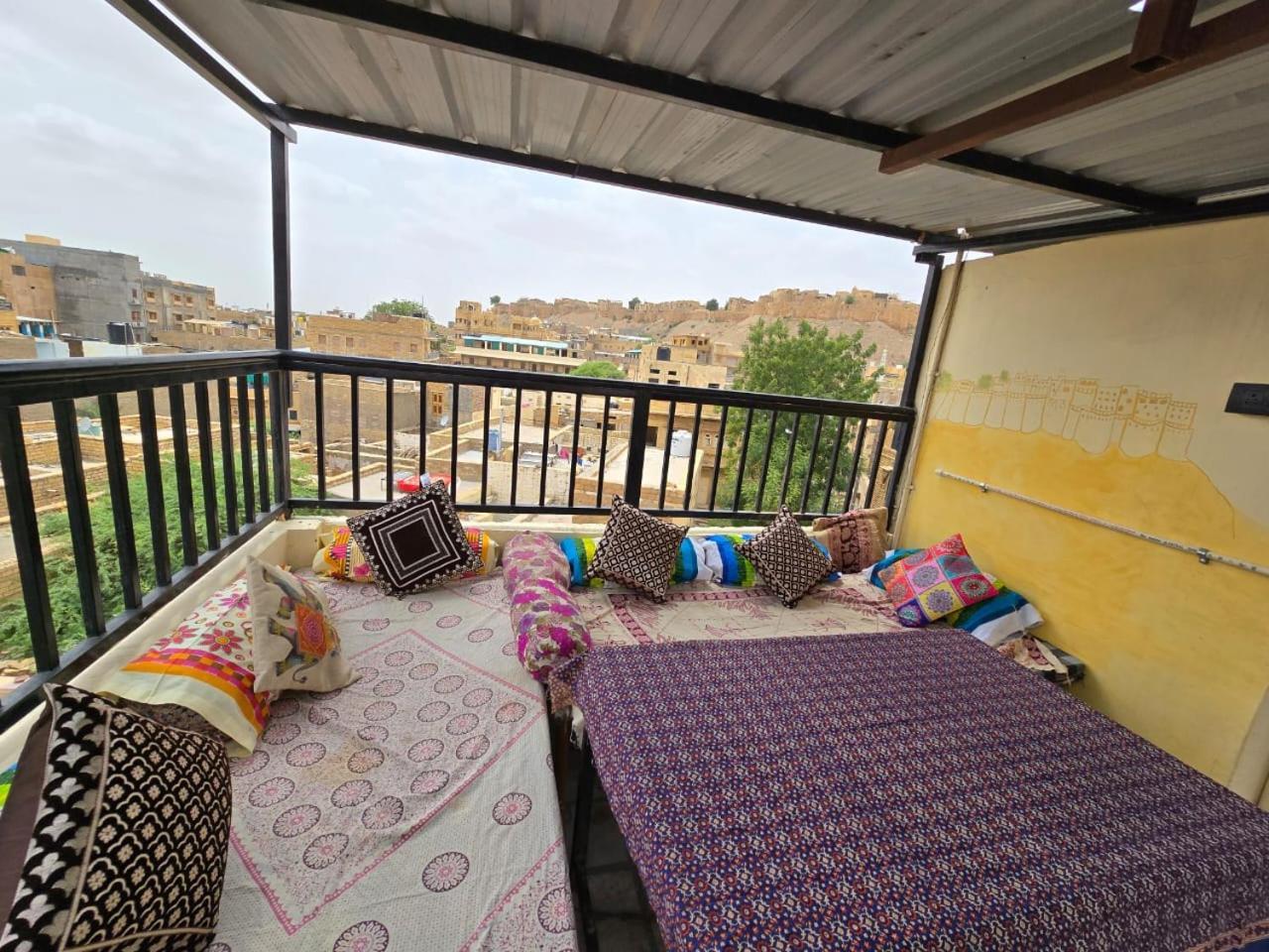 Neem Guest House Jaisalmer Bagian luar foto