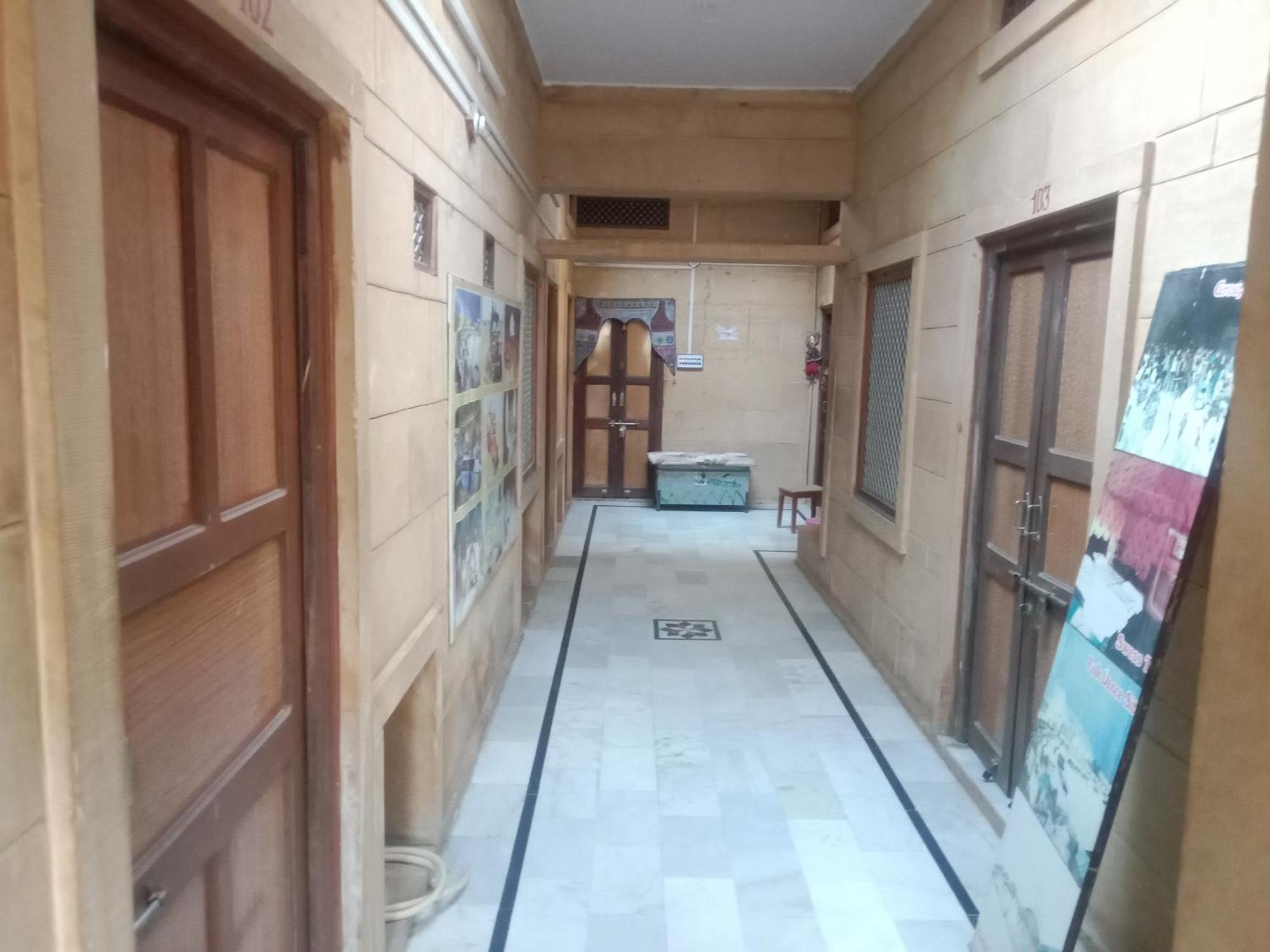 Neem Guest House Jaisalmer Bagian luar foto