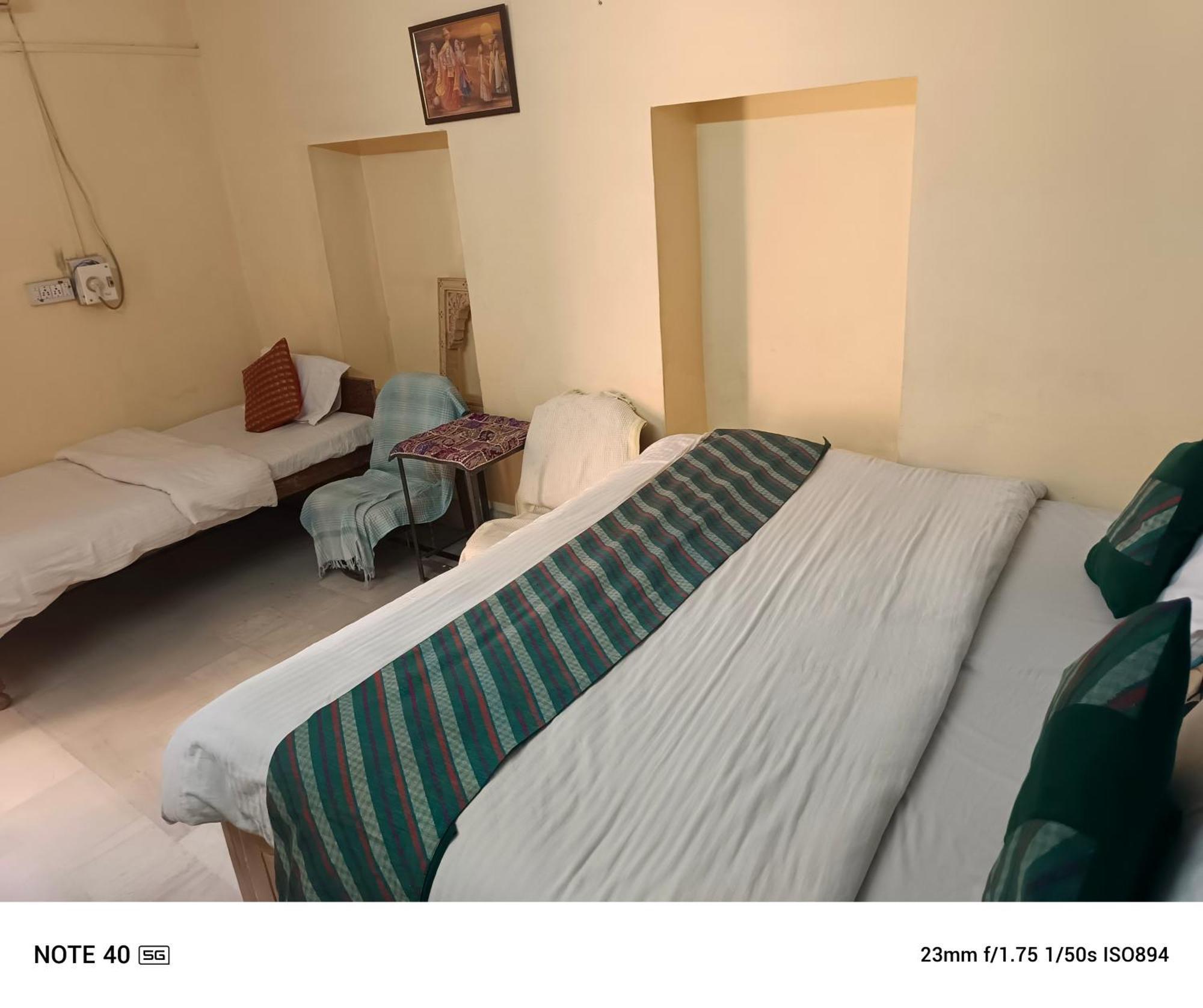 Neem Guest House Jaisalmer Ruang foto