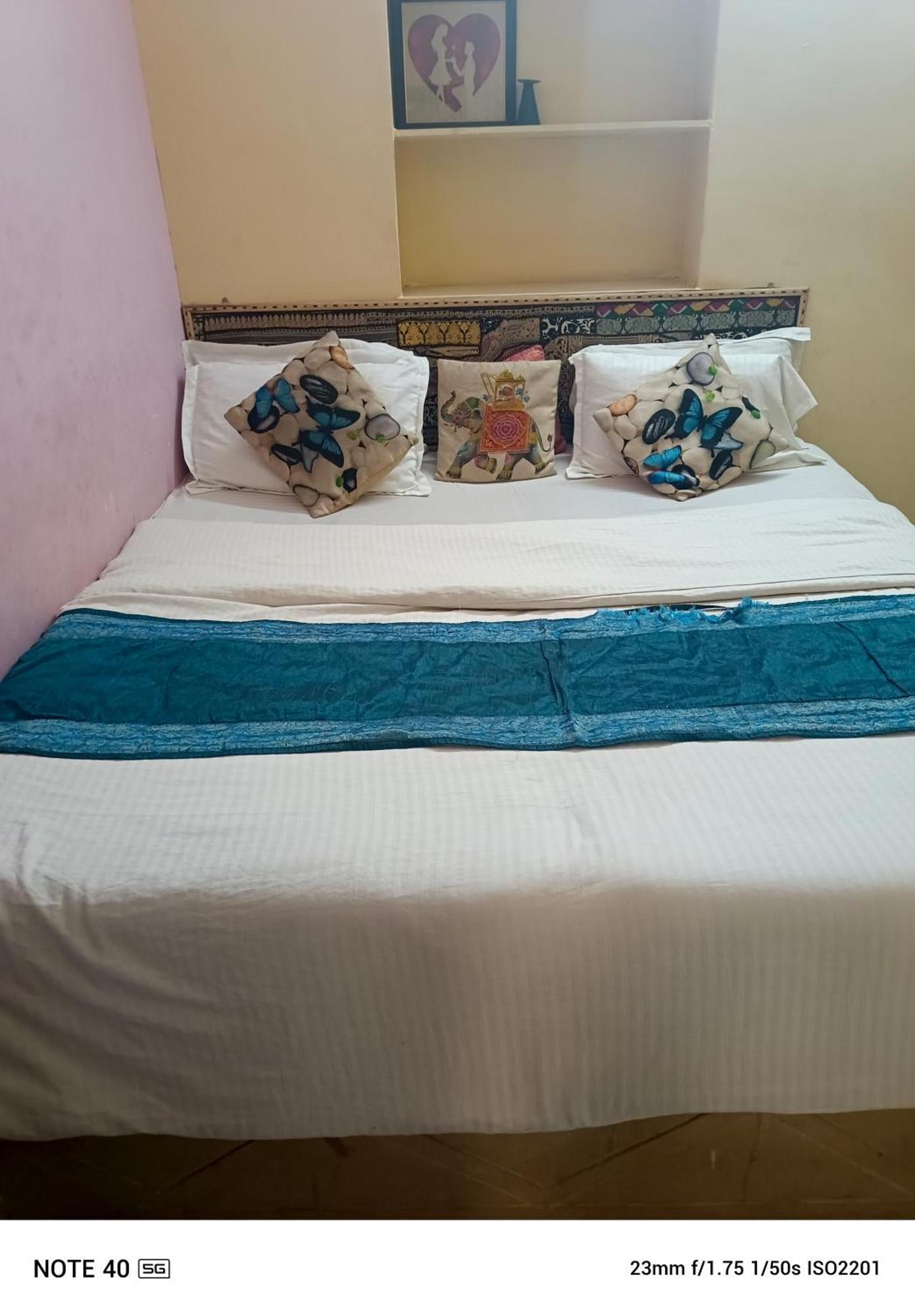Neem Guest House Jaisalmer Bagian luar foto