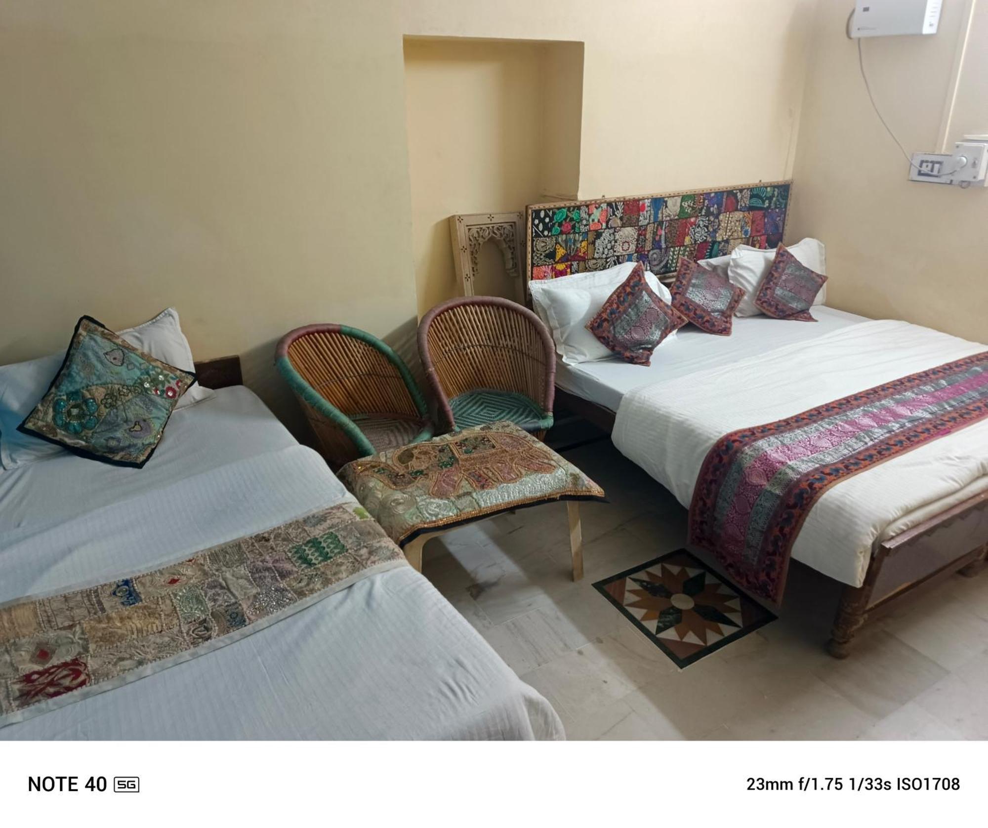 Neem Guest House Jaisalmer Bagian luar foto