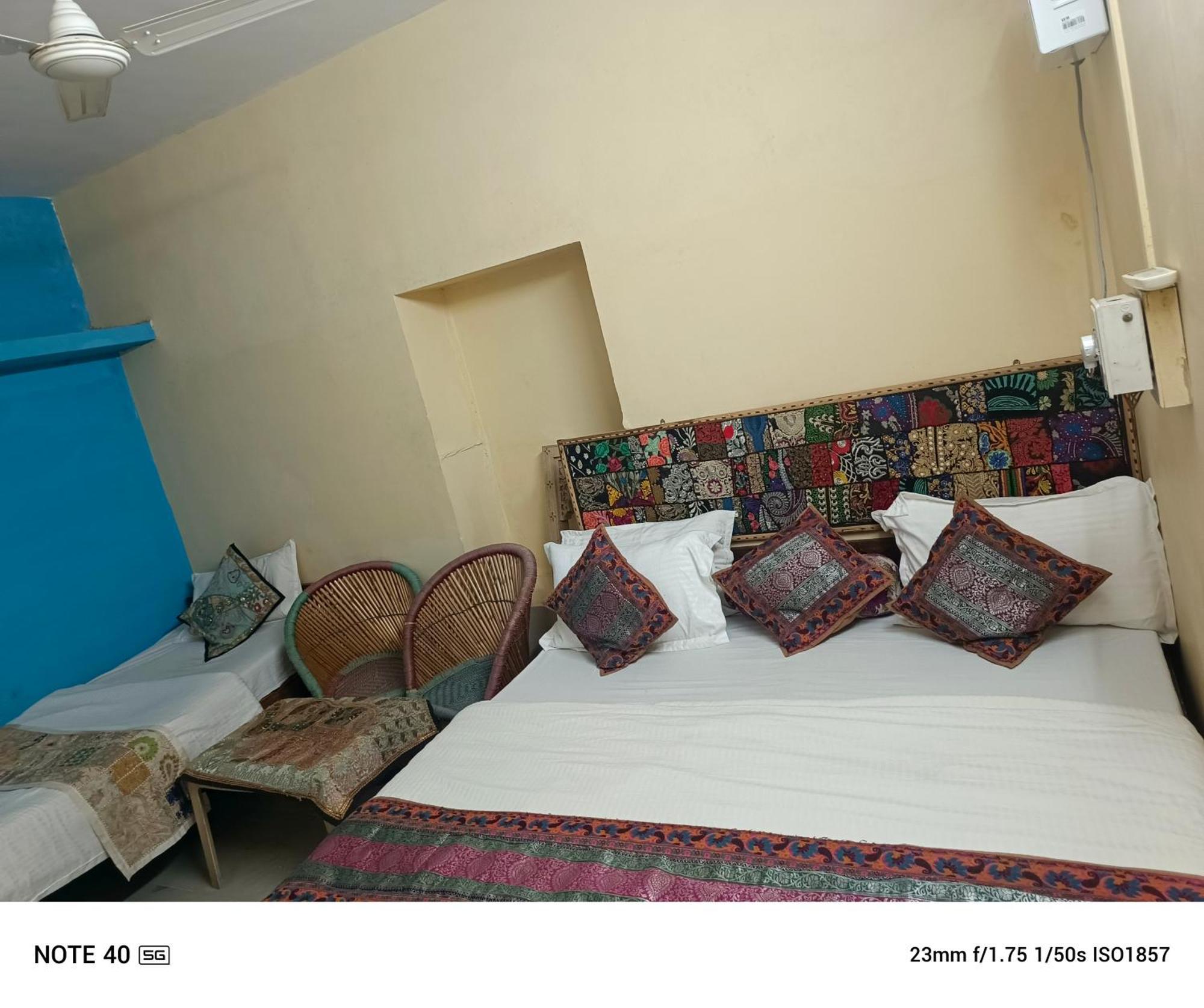 Neem Guest House Jaisalmer Bagian luar foto
